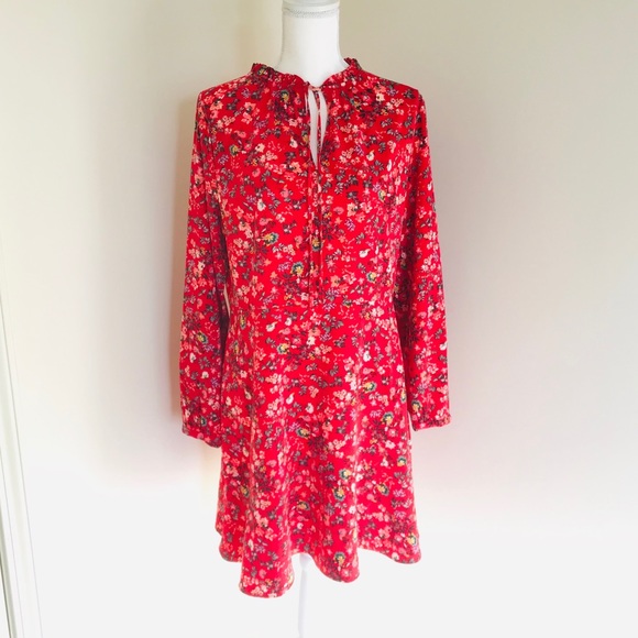 LOFT Dresses & Skirts - LOFT Floral Dress